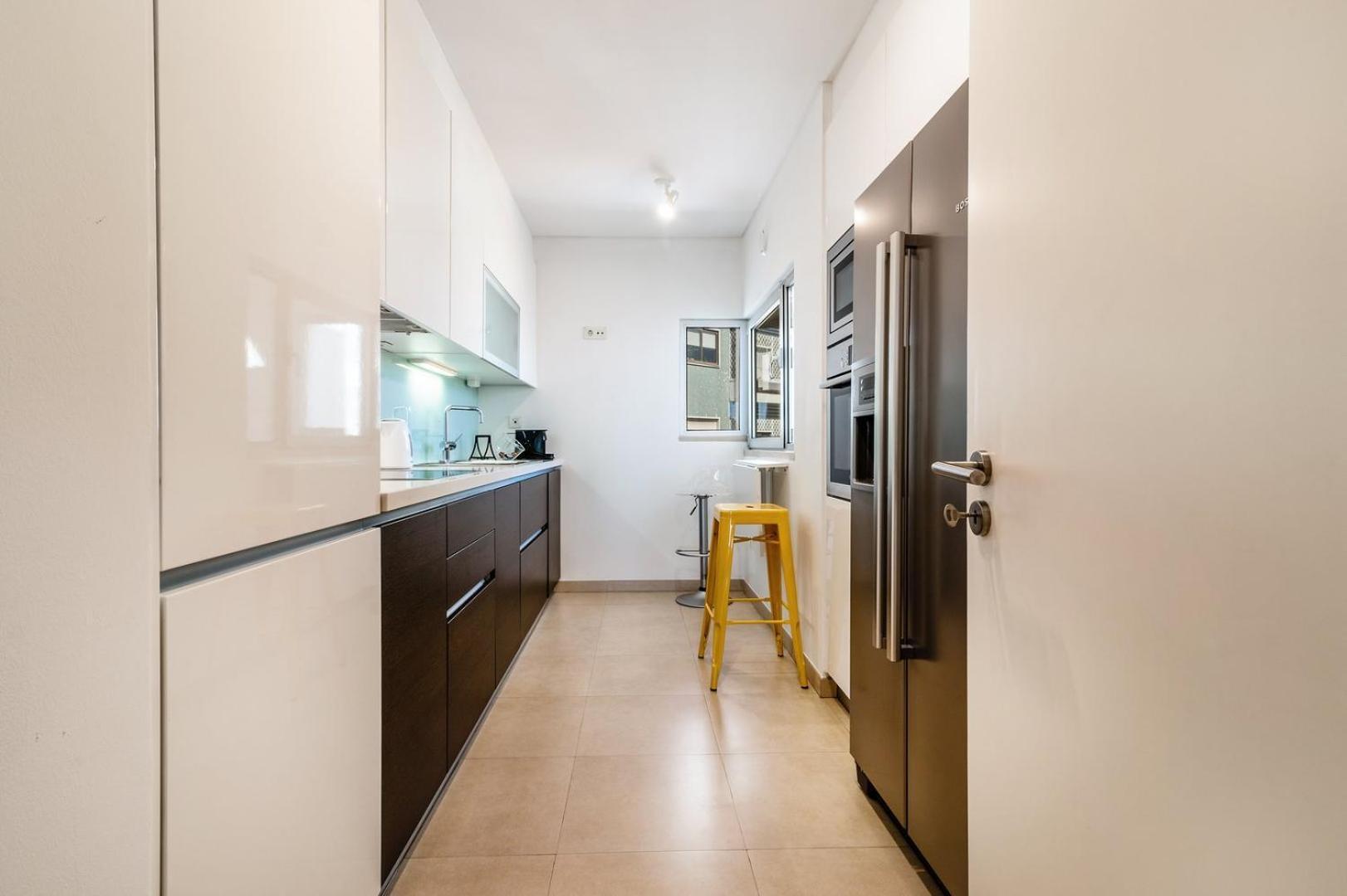 Ferienwohnung Guestready - Alges Apt With Stunning Rooftop Pool Exterior foto