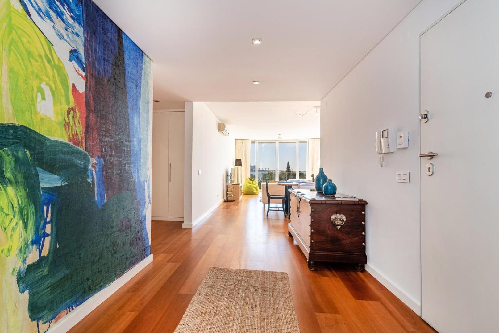 Ferienwohnung Guestready - Alges Apt With Stunning Rooftop Pool Exterior foto